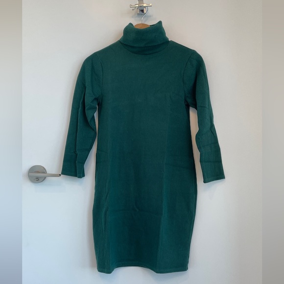 Urban Outfitters Women’s Turtleneck Dress, Size Small - Picture 1 of 3